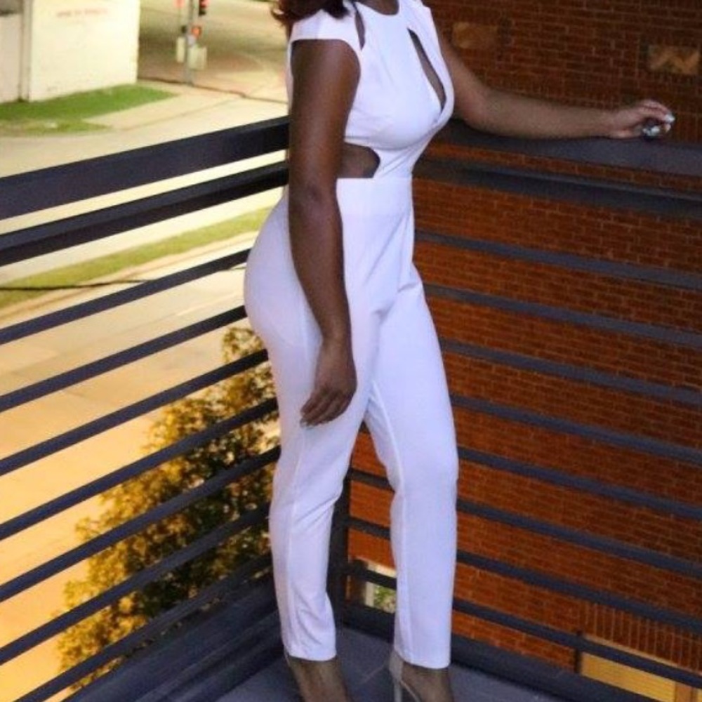 White Jumpsuit - Picture 5 of 6